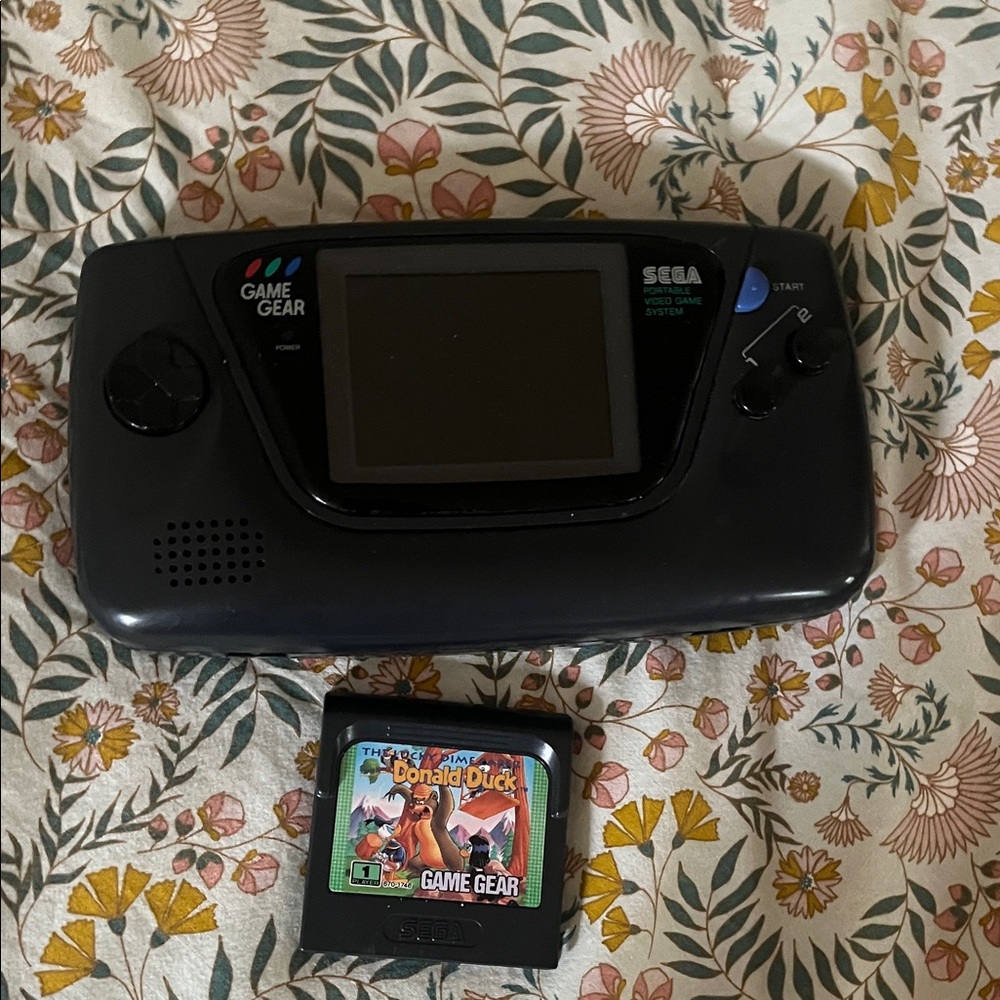 SEGA Game Gear Console